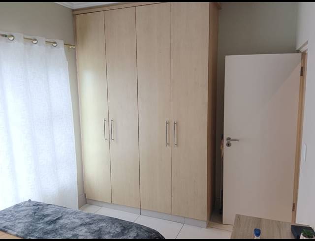 1 BEDROOM APARTMENT FOR SALE IN UMHLANGA RIDGE